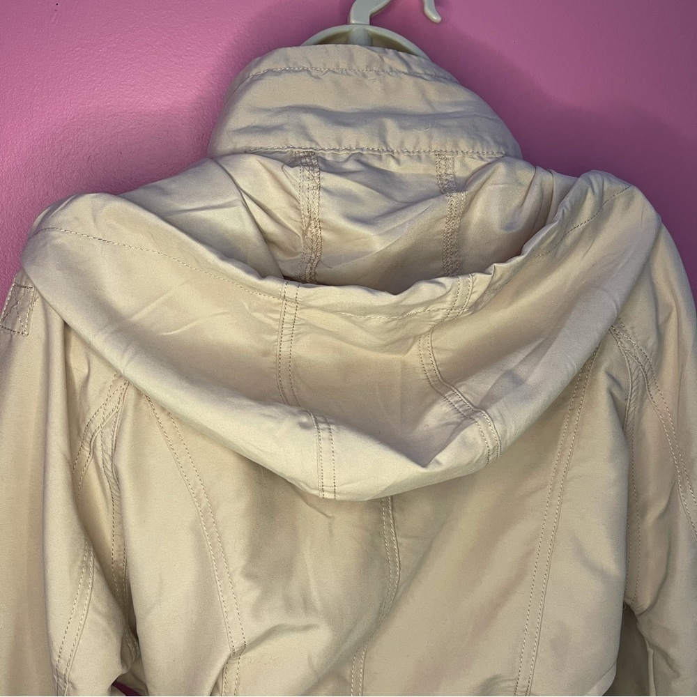 Lightweight Hooded Zip-Up Jacket - Mauve - Size Large - Picture 11 of 12